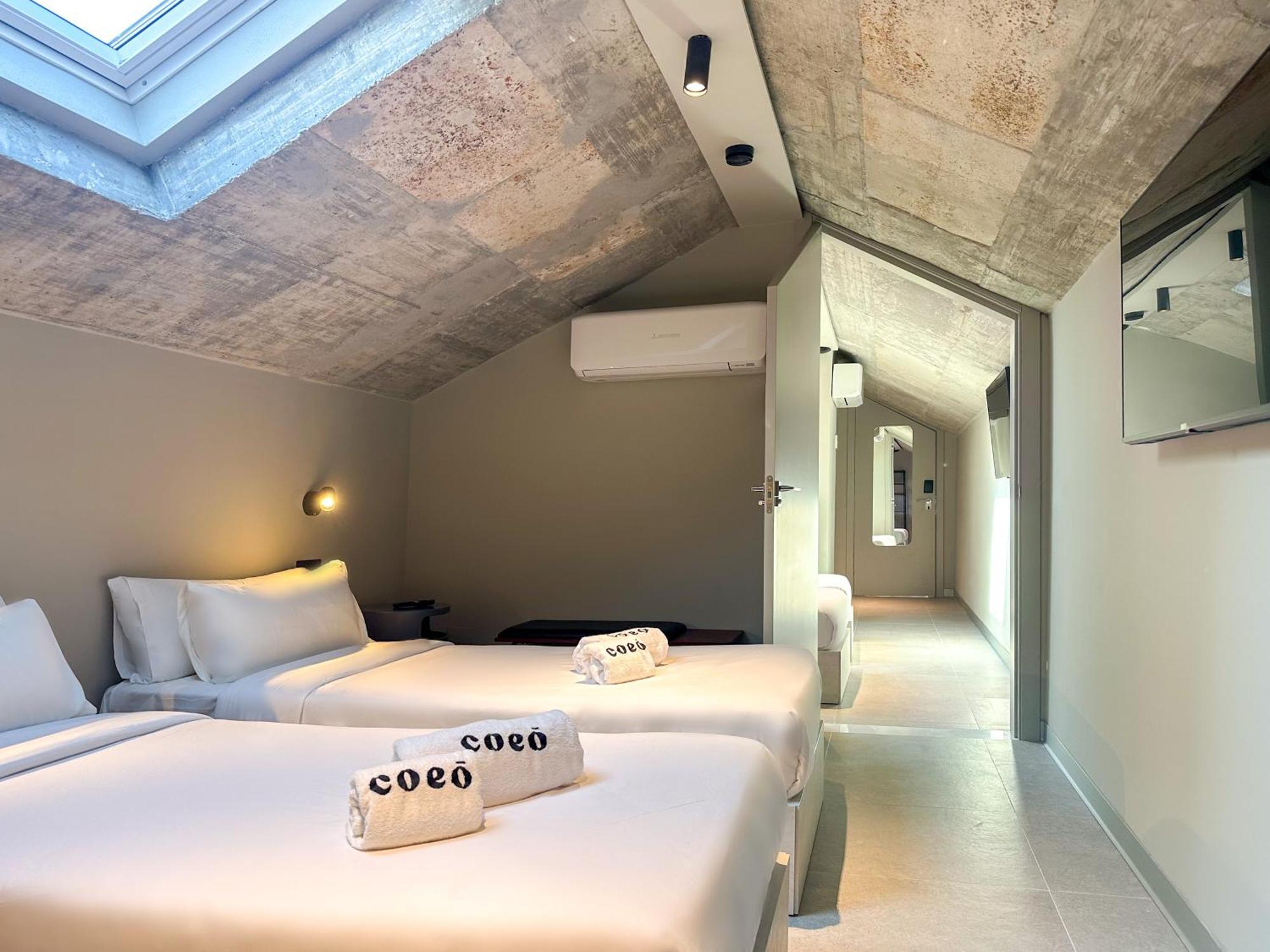 Coeo Hernan Ruiz Rooftop Pool Hostel Малага Номер фото